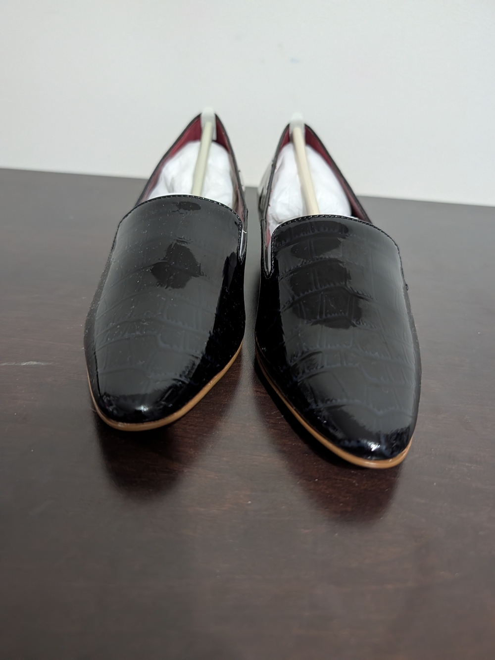 Vince Camuto Black Patent Faux-Croc Slip-On Loafers Women's Size 5M